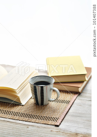 生活方式形象書和咖啡 101407388