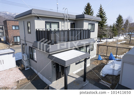 Aerial photography of the house before renovation (before and after house renovation) 101411650