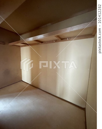 Moldy closet wall Moldy closet wall 101412282