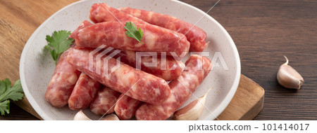 香腸 蒜味香腸 蒜 生的 raw sausage ナマソーセージ 香腸 蒜味香腸 蒜 生的 raw sausage ナマソーセージ 101414017