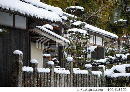 兵庫縣神崎郡上川町日生日吉神社的雪景 兵庫縣神崎郡上川町日生日吉神社的雪景 101418561