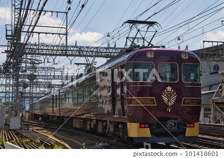Kintetsu Limited Express "Awoyoshi" Kintetsu Limited Express "Awoyoshi" 101418601