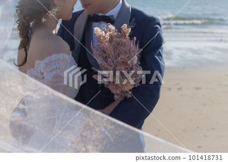 wedding photo by the sea wedding photo by the sea 101418731
