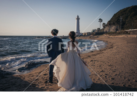 wedding photo by the sea wedding photo by the sea 101418742