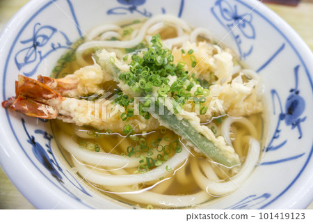 Shrimp tempura udon 101419123