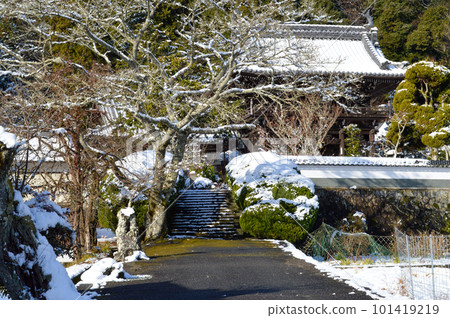 兵庫縣神崎郡福崎町田口金剛乘寺的雪景 101419219
