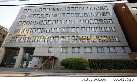 製藥公司住友製藥的總部位於大阪市中央區道所町,那裡有許多製藥公司。 製藥公司住友製藥的總部位於大阪市中央區道所町,那裡有許多製藥公司。 101423529