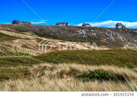 Beach Plage De Pen Hat At Camaret Sur Mer At Finistere Atlantic Coast In Brittany, France Beach Plage De Pen Hat At Camaret Sur Mer At Finistere Atlantic Coast In Brittany, France 101425159