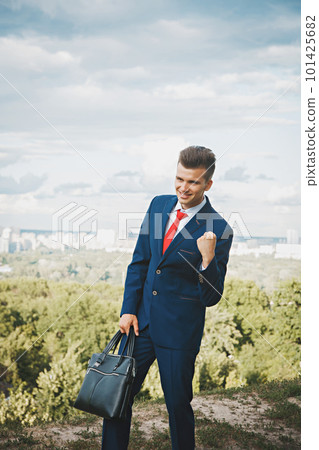 Cheerful businessman Cheerful businessman 101425682