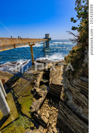 Katsuura City, Chiba Prefecture Katsuura Undersea Observation Tower standing in the blue sea (pier leading to the observation tower) 101426899