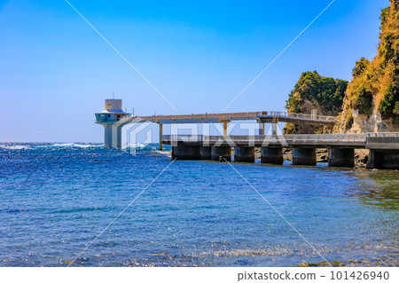 Katsuura City, Chiba Prefecture Katsuura Undersea Observation Tower Standing in the Blue Sea 101426940