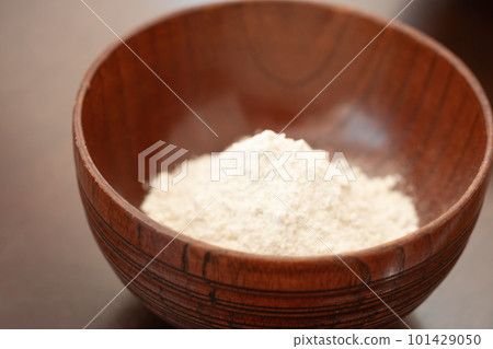 buckwheat flour in a bowl 101429050