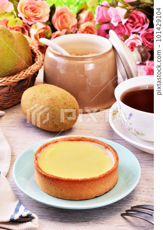 Lemon tart   101429104