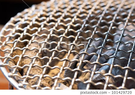 Charcoal brazier and net for yakiniku Charcoal brazier and net for yakiniku 101429720