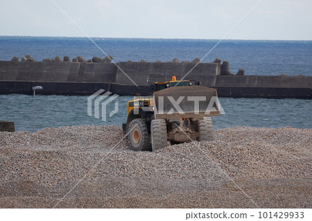 Bulldozer working on construction site Bulldozer working on construction site 101429933