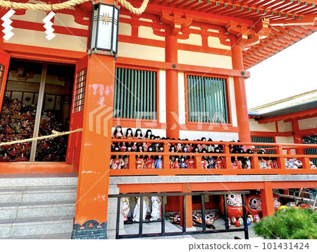 Kada, Wakayama City, the main building of Awashima Shrine, which is famous for its memorial service for dolls 101431424