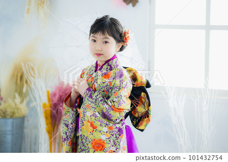 和服女孩 101432754