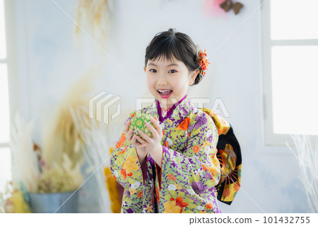 和服女孩 101432755