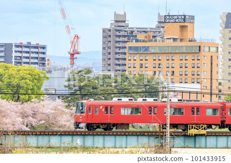 岡崎市名鐵列車過乙川橋 岡崎市名鐵列車過乙川橋 101433915