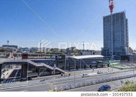 Sotetsu/JR線“Hazawa Yokohama National University”車站大樓和環線2號線（2023年3月） 101437551