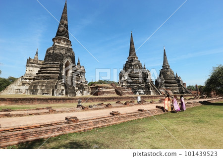 Ayutthaya Three Pagodas of Wat Phra Si Sanphet Ayutthaya Three Pagodas of Wat Phra Si Sanphet 101439523
