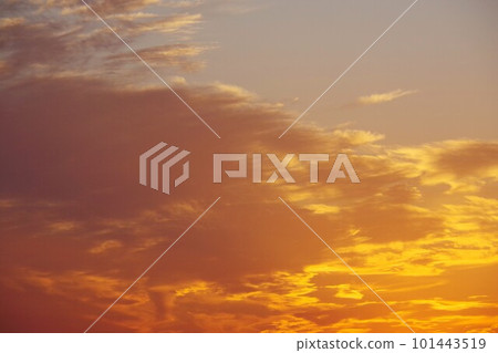 Cloud that stains in the sunset Cloud that stains in the sunset 101443519