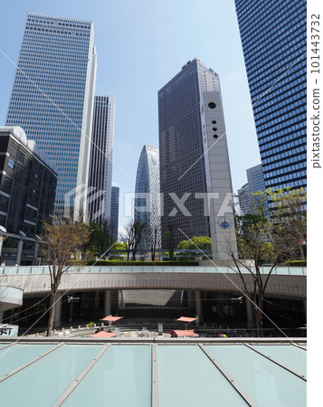 Skyscrapers from the sunny Nishi-Shinjuku sign ring 101443732