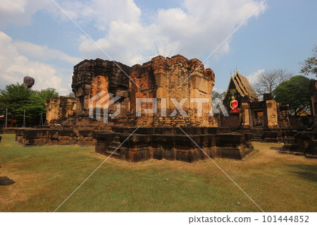 Ruins of Prasat Sakhamphaeng Yai, Thailand 101444852