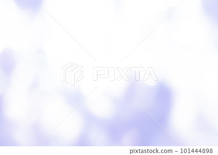 淡紫色波光粼粼的夢幻形象 101444898