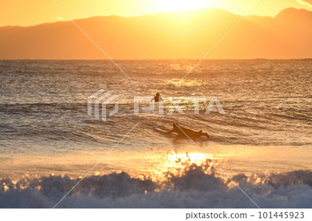 Sunset over Shonan Sea Sunset over Shonan Sea 101445923
