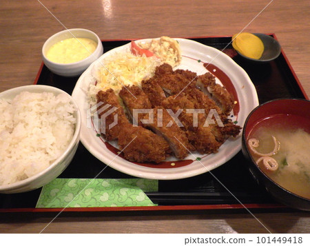 Tartar chicken cutlet set meal Hearty chicken cutlet set meal Tartar chicken cutlet set meal Hearty chicken cutlet set meal 101449418