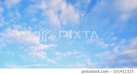 漂浮在藍天上的雲彩 漂浮在藍天上的雲彩 101452325