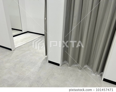 Dressing room  101457471