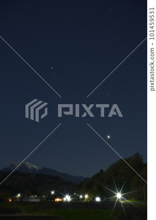 北斗市竹川町,明亮的晚星和冬星 北斗市竹川町,明亮的晚星和冬星 101459531