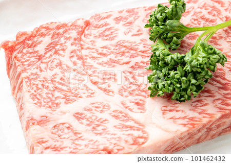 牛排的牛肉。 Hanesita(zabuton),據說是一個罕見的部分。 牛排的牛肉。 Hanesita(zabuton),據說是一個罕見的部分。 101462432