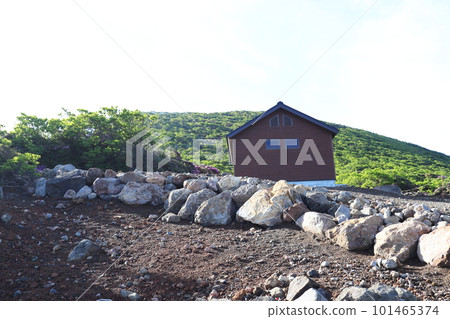 Mountain hut and summit of Mt. Karakuni Mountain hut and summit of Mt. Karakuni 101465374