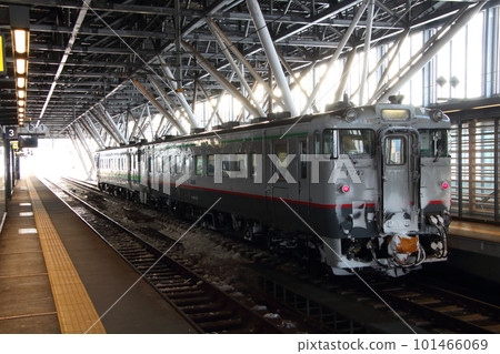 冬季關北本線 Kiha 40 大豆色（旭川⇔遠輕） 101466069