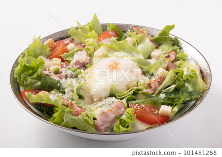 Caesar salad  101481268