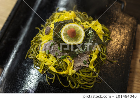 屋頂瓦片 屋頂瓦片 101484046