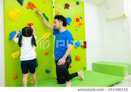 兒童抱石教室 101486316