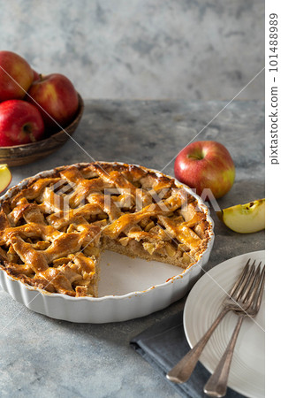 Whole apple pie, homemade fresh fruit pie with red apples. Copy space. 101488989