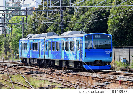 Tsurumi Line Asano JR East FV-E991 series HY formation (Nakahara) hydrogen fuel cell hybrid test car 101489873
