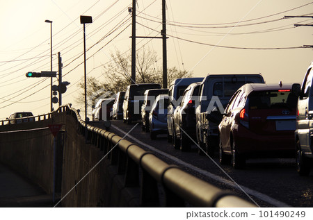 Scenery of evening sky and national highway hazy with yellow sand 101490249