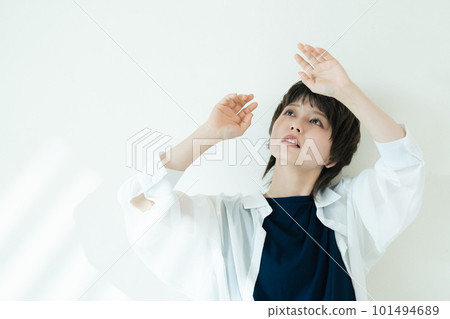 cool beauty portrait of young woman 101494689