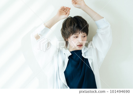 cool beauty portrait of young woman 101494690