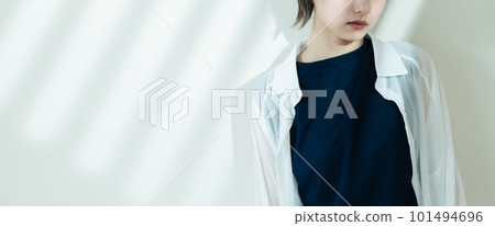 cool beauty portrait of young woman cool beauty portrait of young woman 101494696