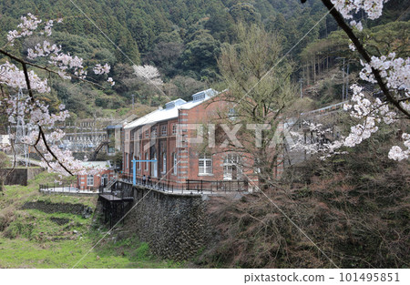 Former Hadeba hydroelectric power plant (Minetopia Besshi), which was opened to the public in the spring after seismic reinforcement work was completed Former Hadeba hydroelectric power plant (Minetopia Besshi), which was opened to the public in the spring after seismic reinforcement work was completed 101495851