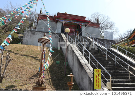 Beautiful Tibetan temple 101496571