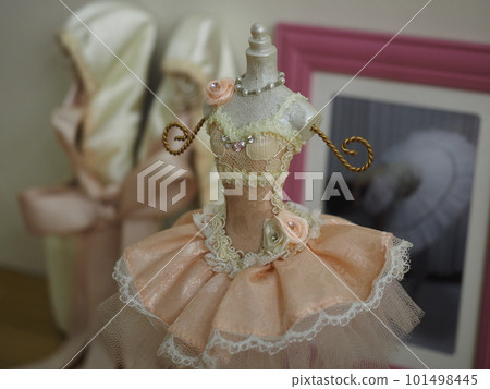 cute ballet accessories 101498445