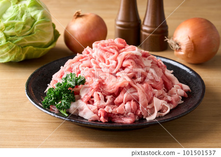 A heaping portion of domestically produced pork cut into small pieces 1 kilogram A heaping portion of domestically produced pork cut into small pieces 1 kilogram 101501537